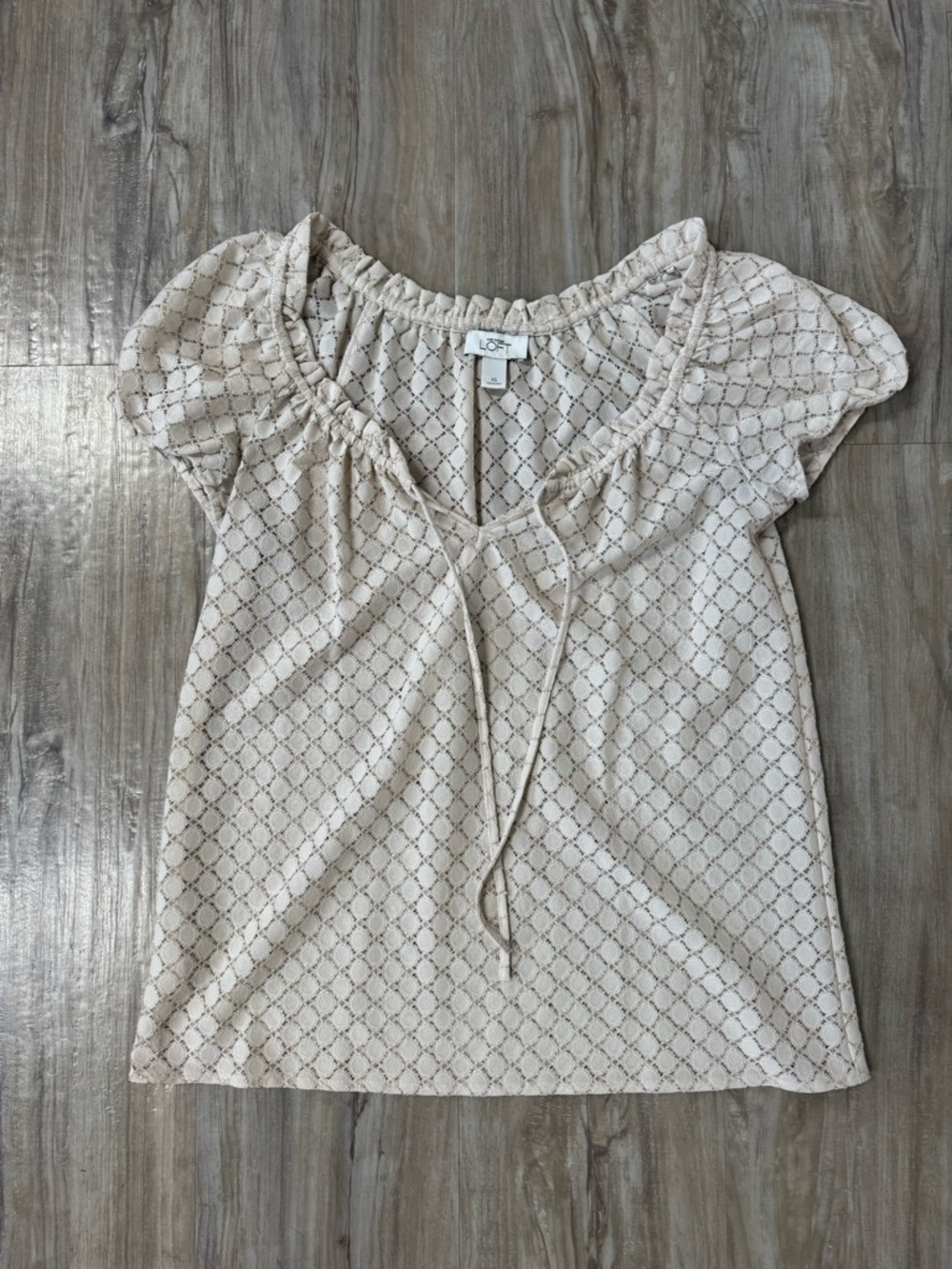 LOFT Cream Geometric Tie-Neck Short Sleeve Top